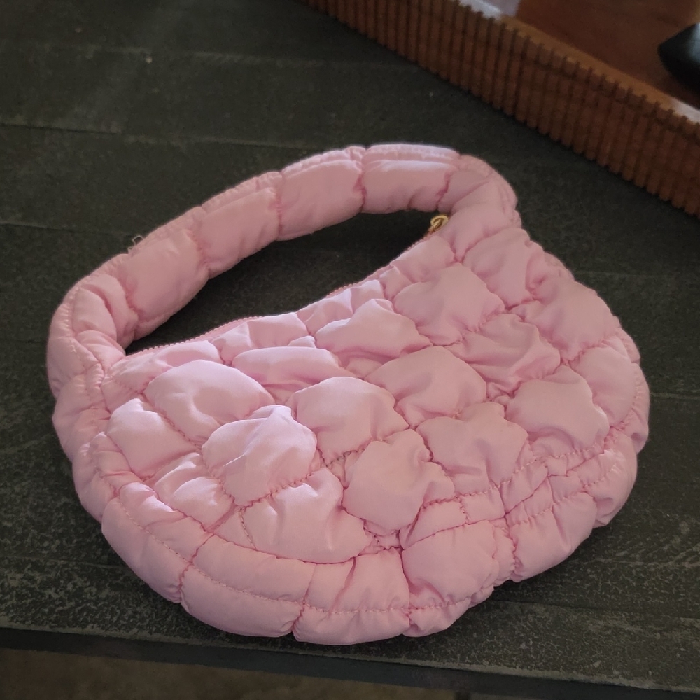 Quilted Puff Shoulder Bag in Light Pink